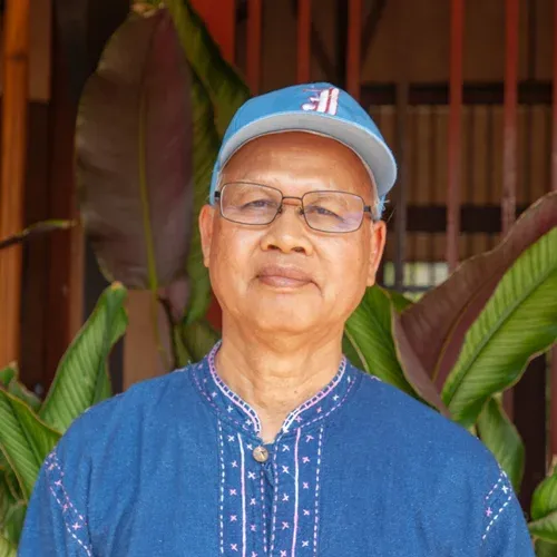 Mr Samart Srijumnong